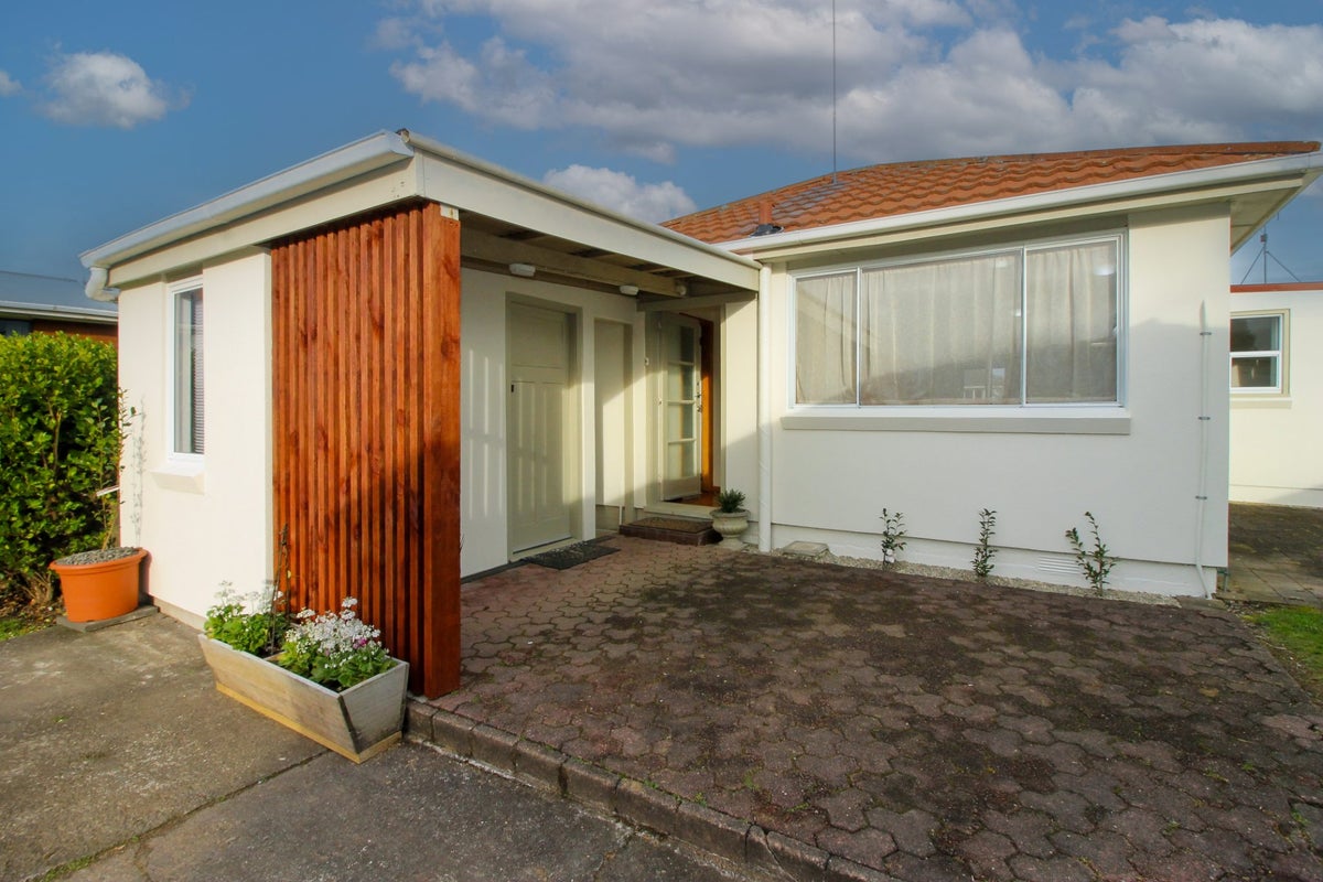 584 Rickit Road, Te Awamutu, Te Awamutu - Carousel 2