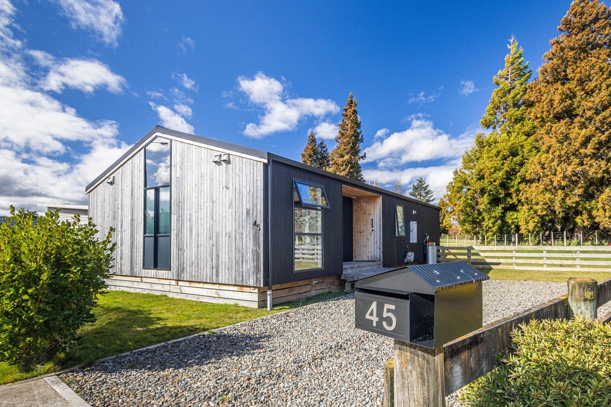 45 Snowmass Drive, Ohakune - Carousel 1