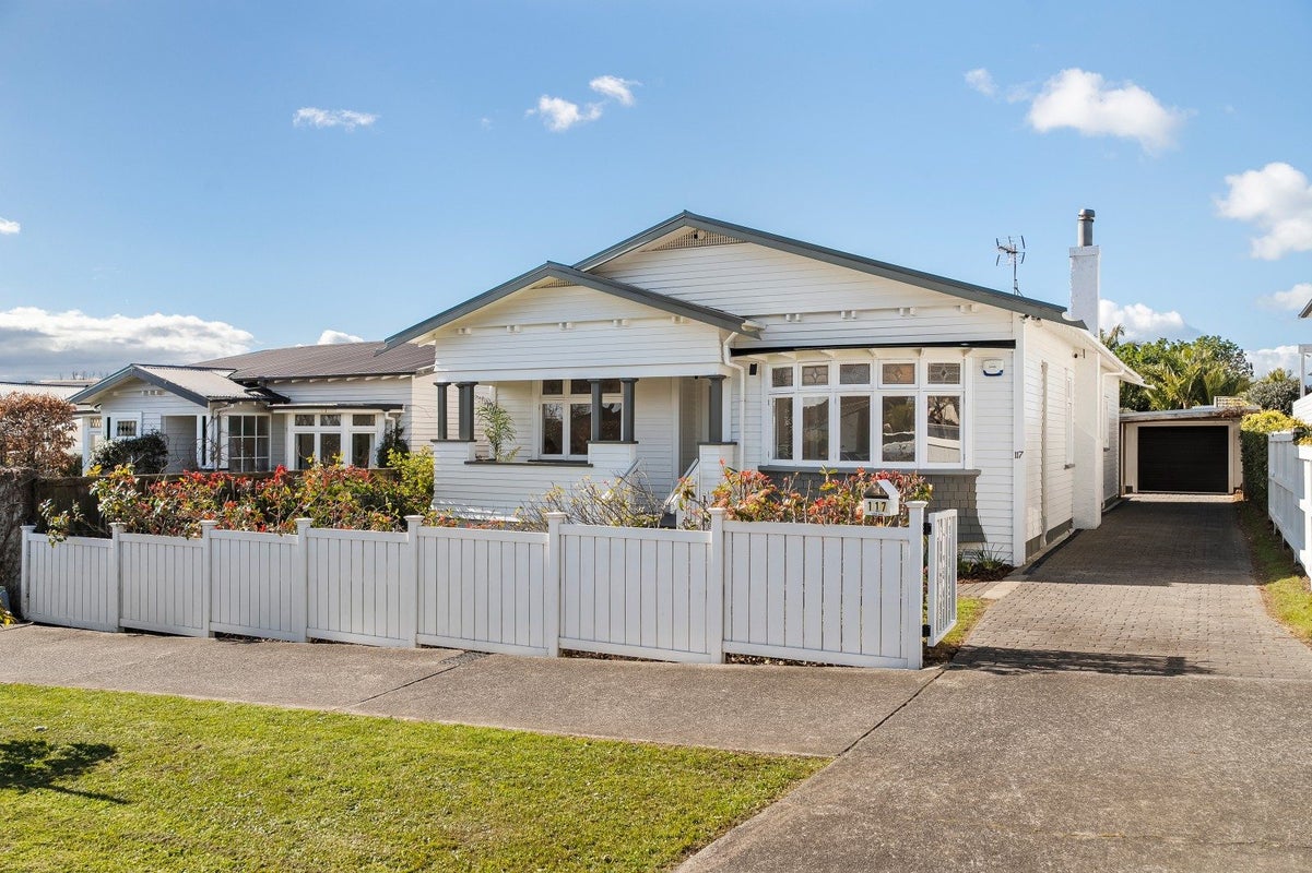 117 Garnet Road, Westmere, Auckland - Carousel 1