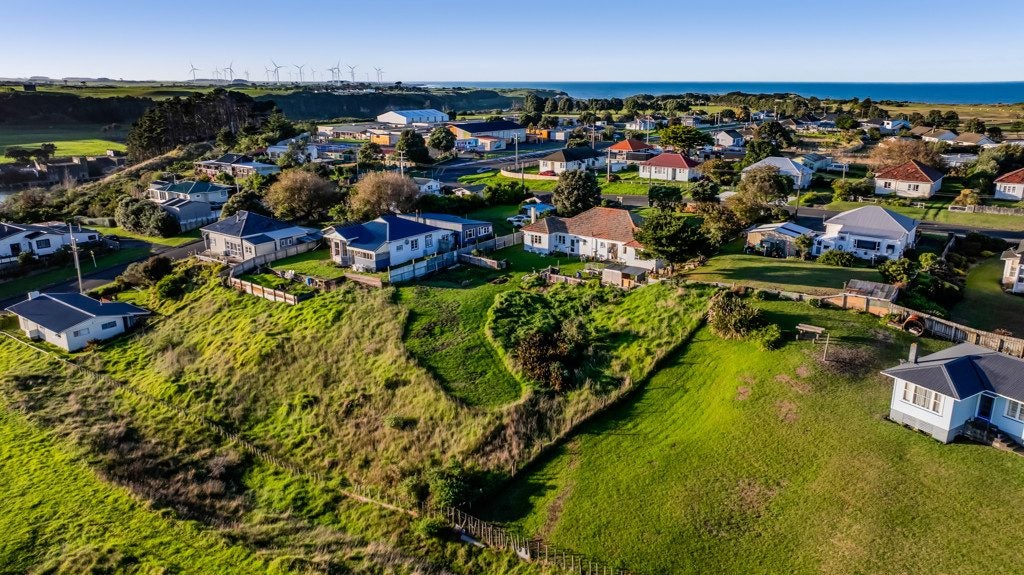 7 Suffolk Street, Patea - Carousel 1