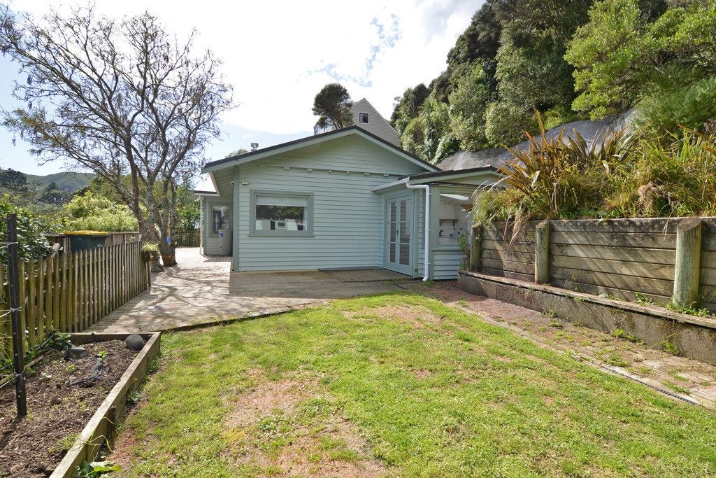 48 Cluny Road, Plimmerton, Porirua, Wellington - Carousel 2