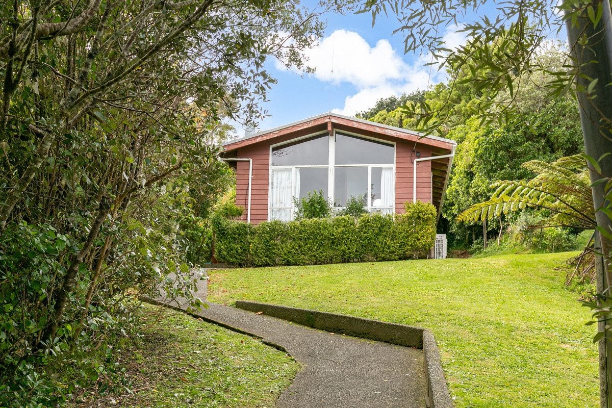 116 Pembroke Road, Wilton, Wellington - Carousel 1