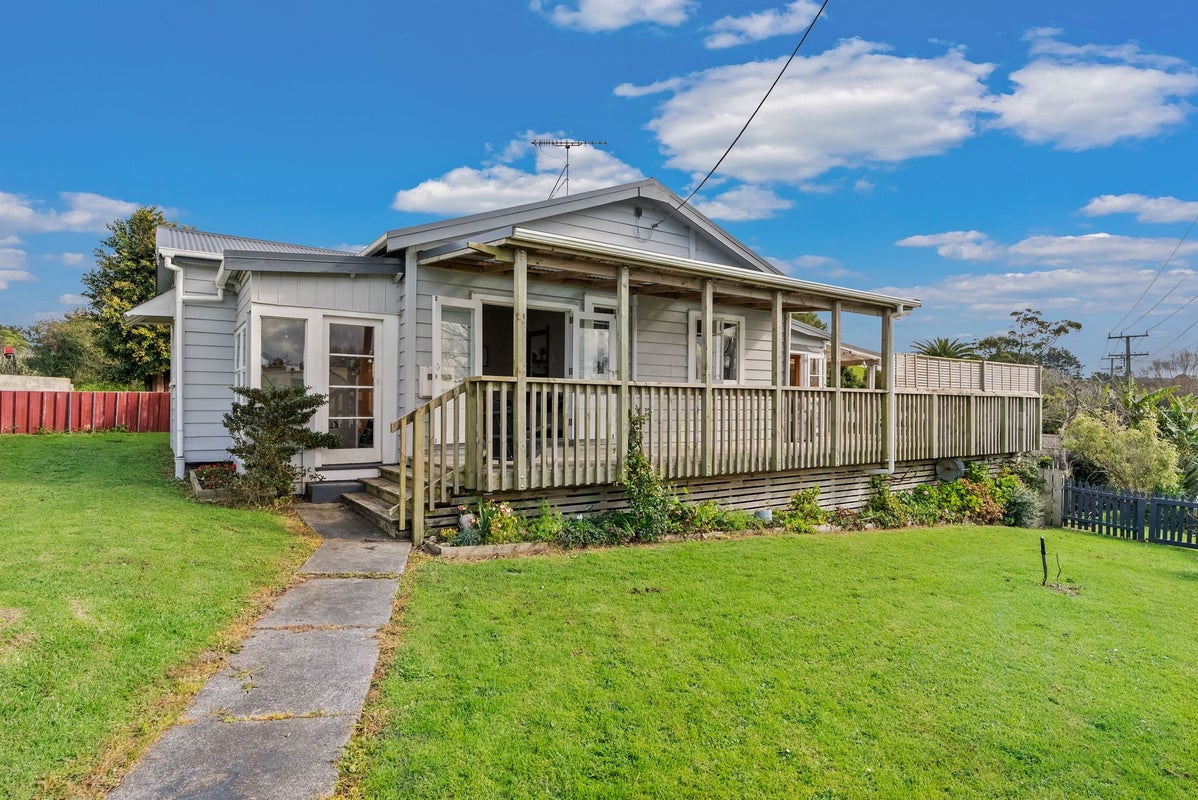 176 Portland Road, Whangarei - Carousel 1