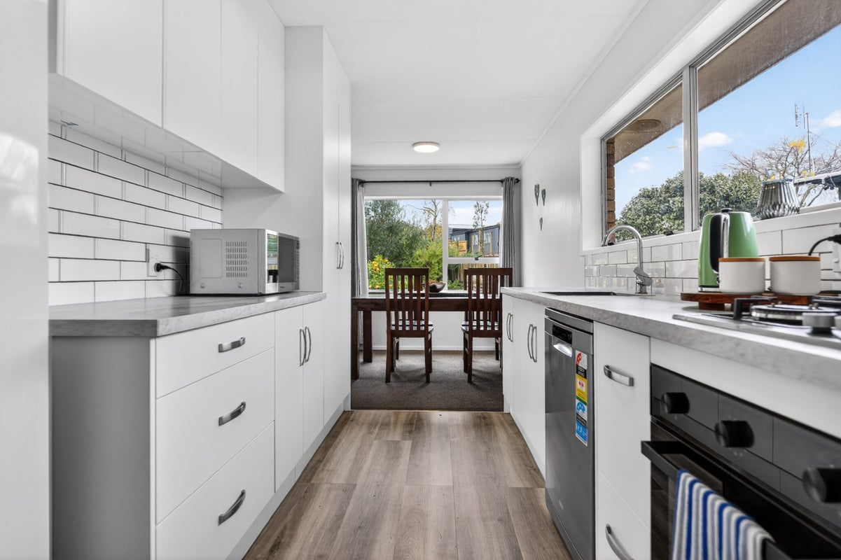 109 Fairview Street, Chartwell, Hamilton - Carousel 1