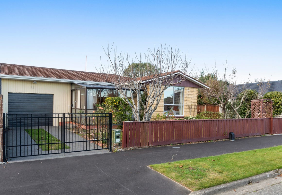 2/11 Blairdon Place, Bishopdale, Christchurch - Carousel 1