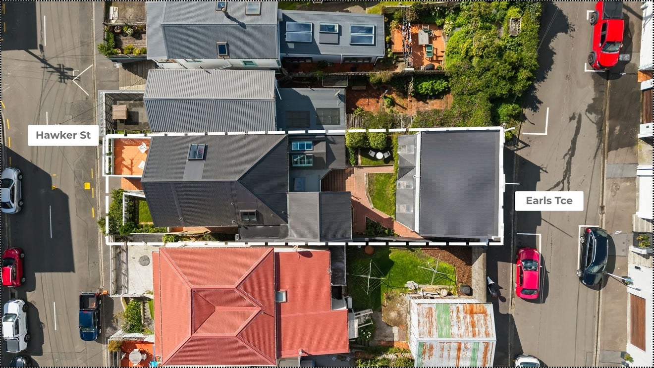 16 Hawker Street, Mount Victoria, Wellington - Carousel 20