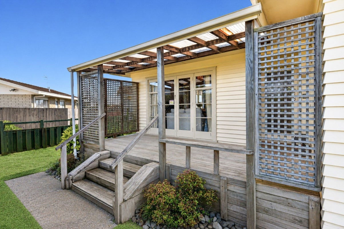 16 Cunningham Road, Beerescourt, Hamilton - Carousel 2