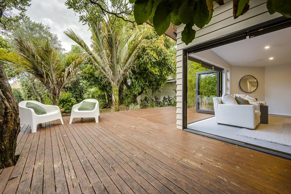 6 Hall Street, Napier South, Napier - Carousel 19