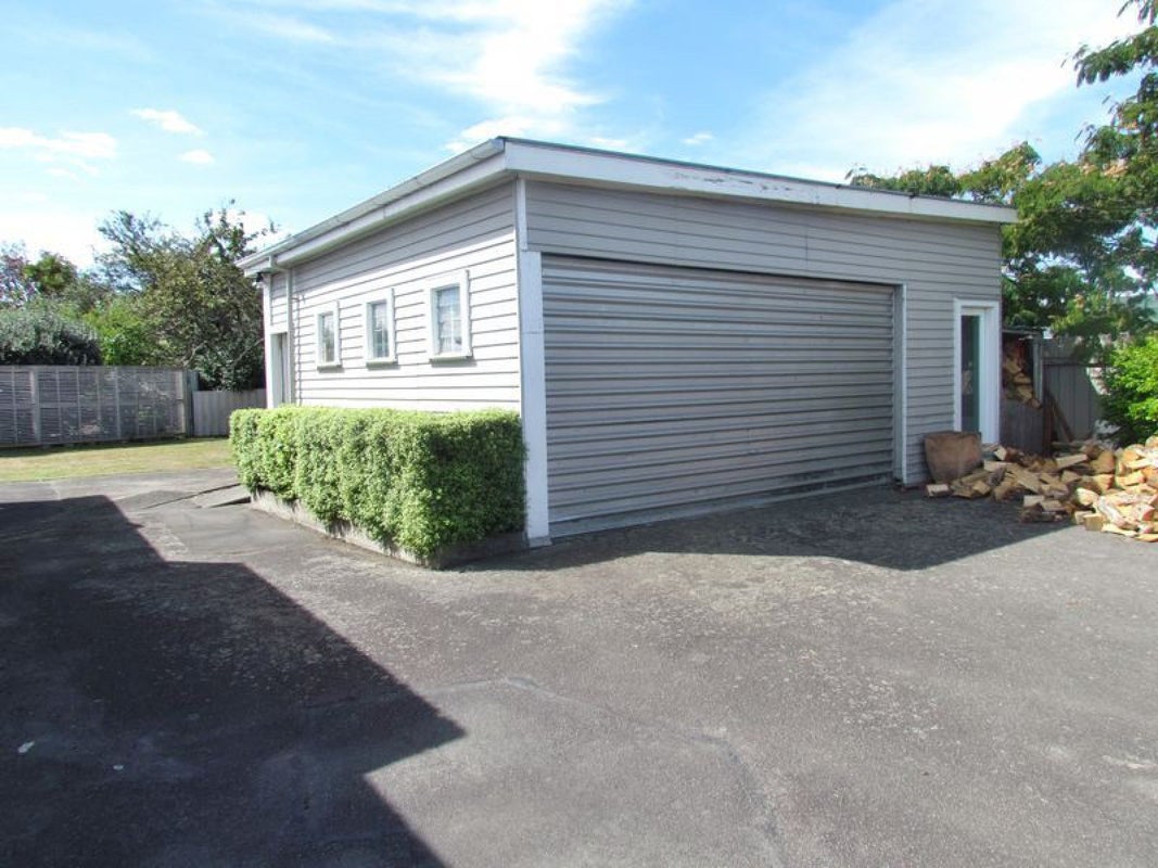 26 Wavell Crescent, Lansdowne, Masterton - Carousel 23