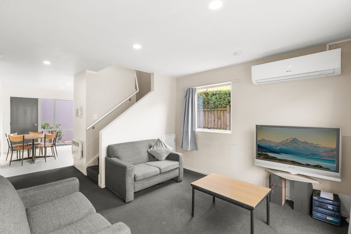 2/340 Lincoln Road, Addington, Christchurch - Carousel 2