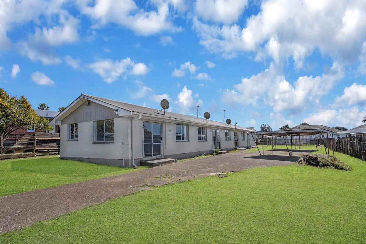 16 Birdwood Road, Pukekohe, Franklin, Auckland - Carousel 1