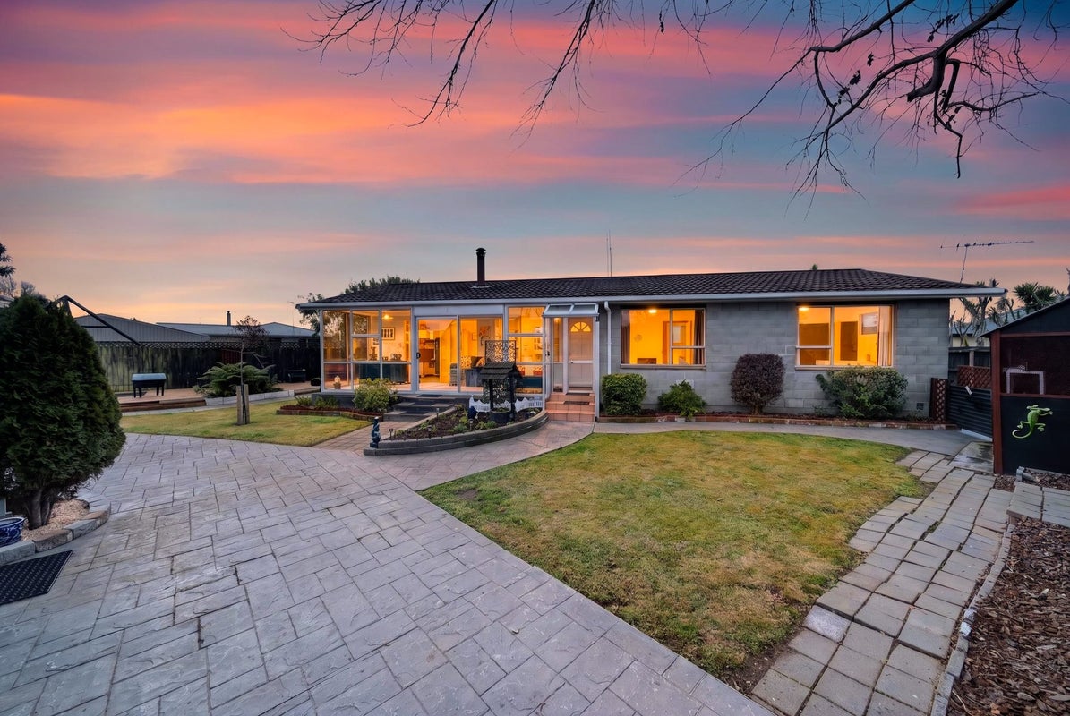 30 Bayswater Crescent, Bromley, Christchurch - Carousel 2