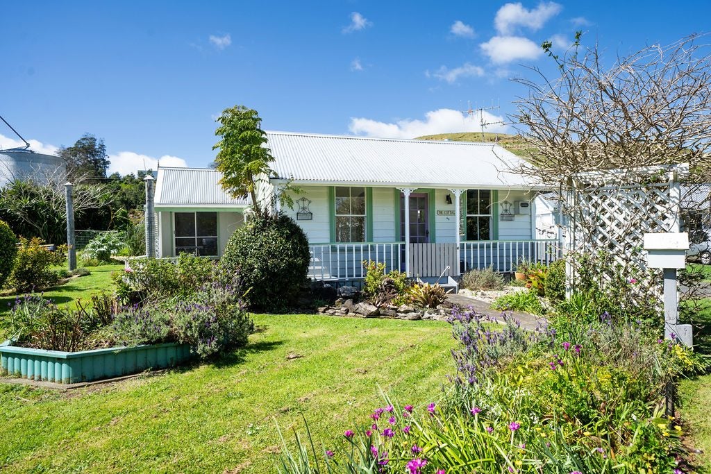 45 George Street, Hikurangi, Hikurangi - Carousel 1
