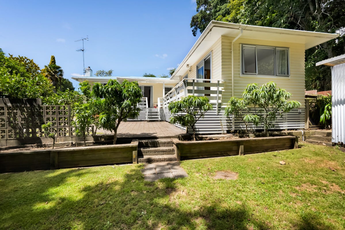 19 Rawhiti Street, Vogeltown, New Plymouth - Carousel 1