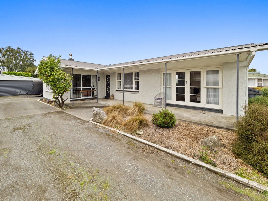 77 Princes Street, Netherby, Ashburton - Carousel 1