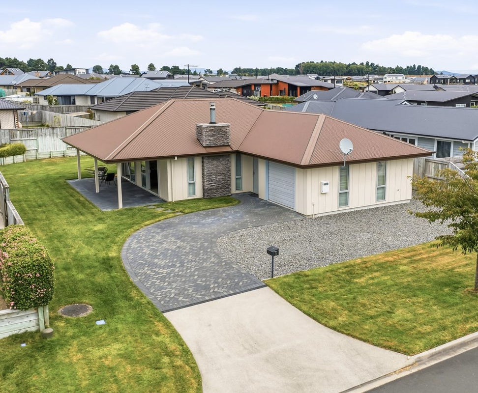 3 Roto Close, Wharewaka, Taupo - Carousel 1