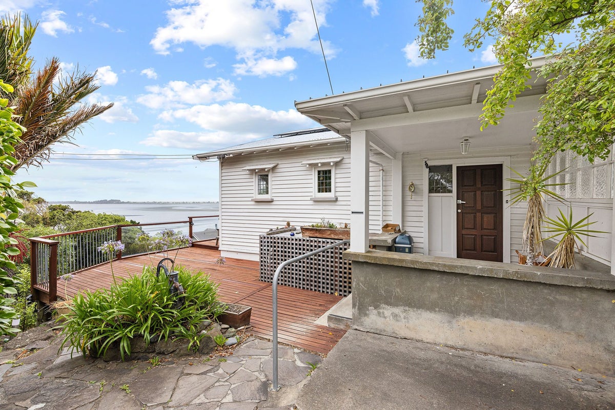 6 Mount Pleasant Road, Mount Pleasant, Christchurch - Carousel 31