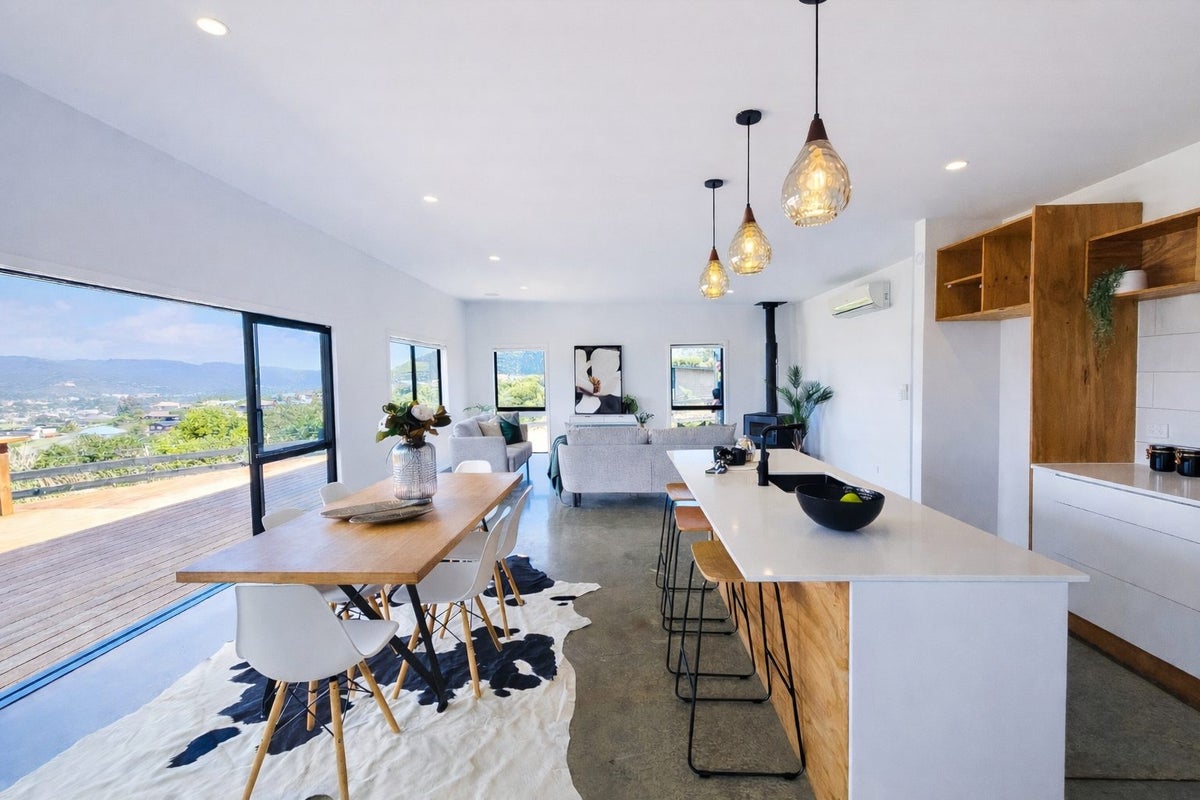 47 Percy Kinsman Crescent, Riverstone Terraces, Upper Hutt - Carousel 2