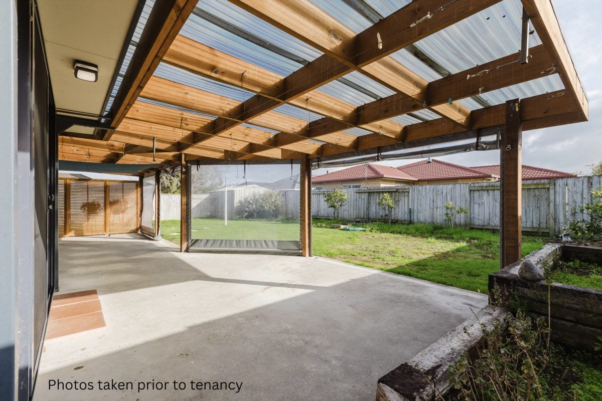 17 Brooklyn Heights Drive, Kelvin Grove, Palmerston North - Carousel 2