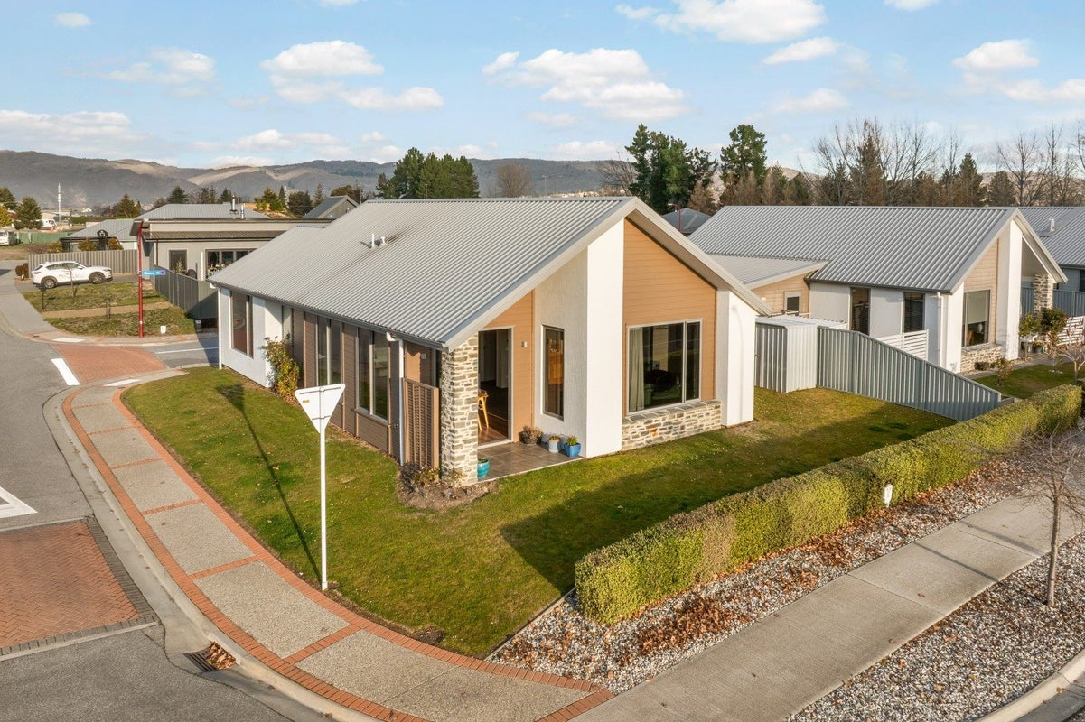 2 Weaver Close, Alexandra, Alexandra - Carousel 1