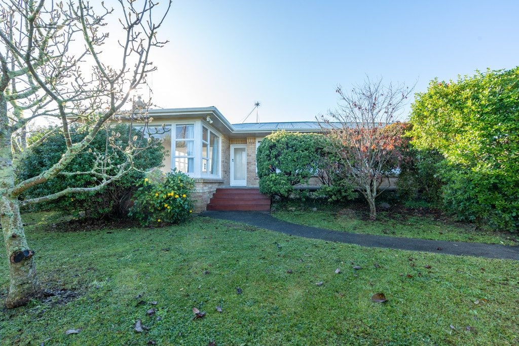 59 Fenwick Crescent, Hillcrest, Hamilton - Carousel 17