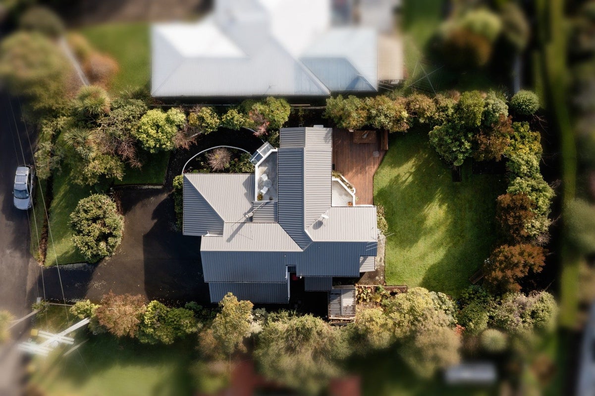 6 Rosehill Road, Macandrew Bay, Dunedin - Carousel 50