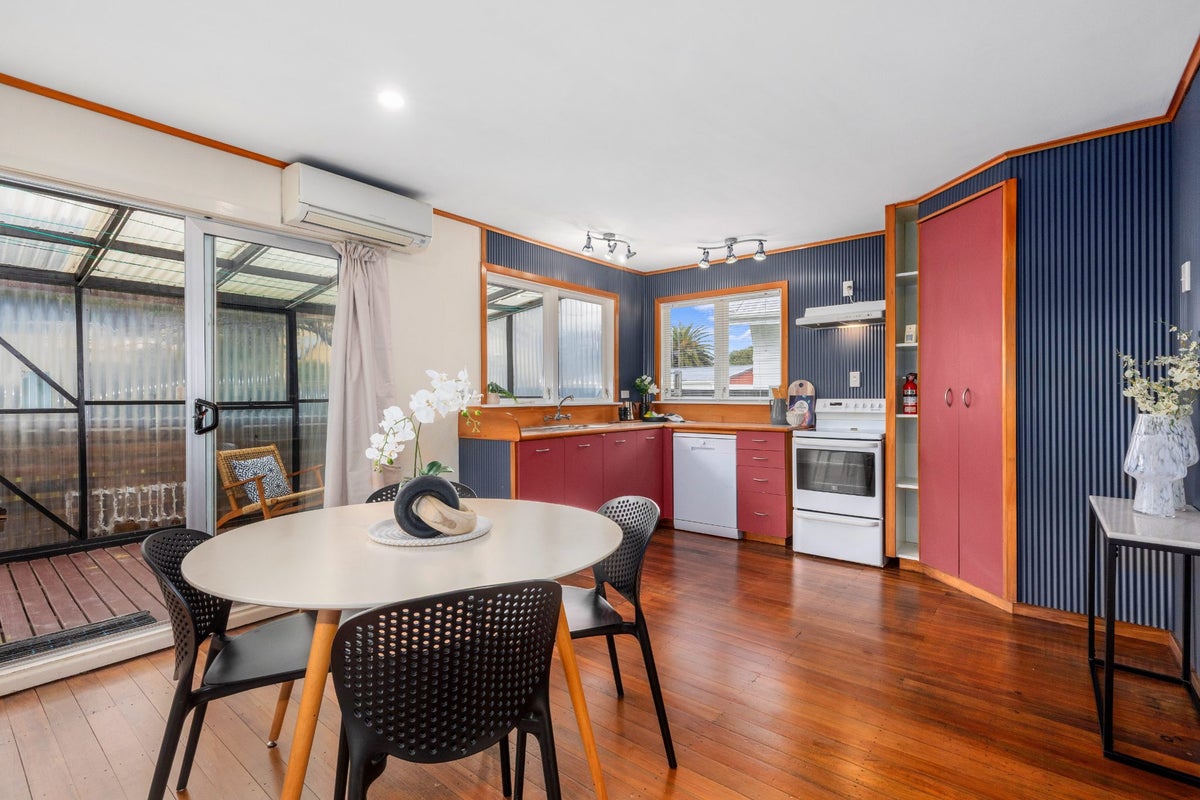 46 Meremere Street, Wainuiomata, Lower Hutt - Carousel 1