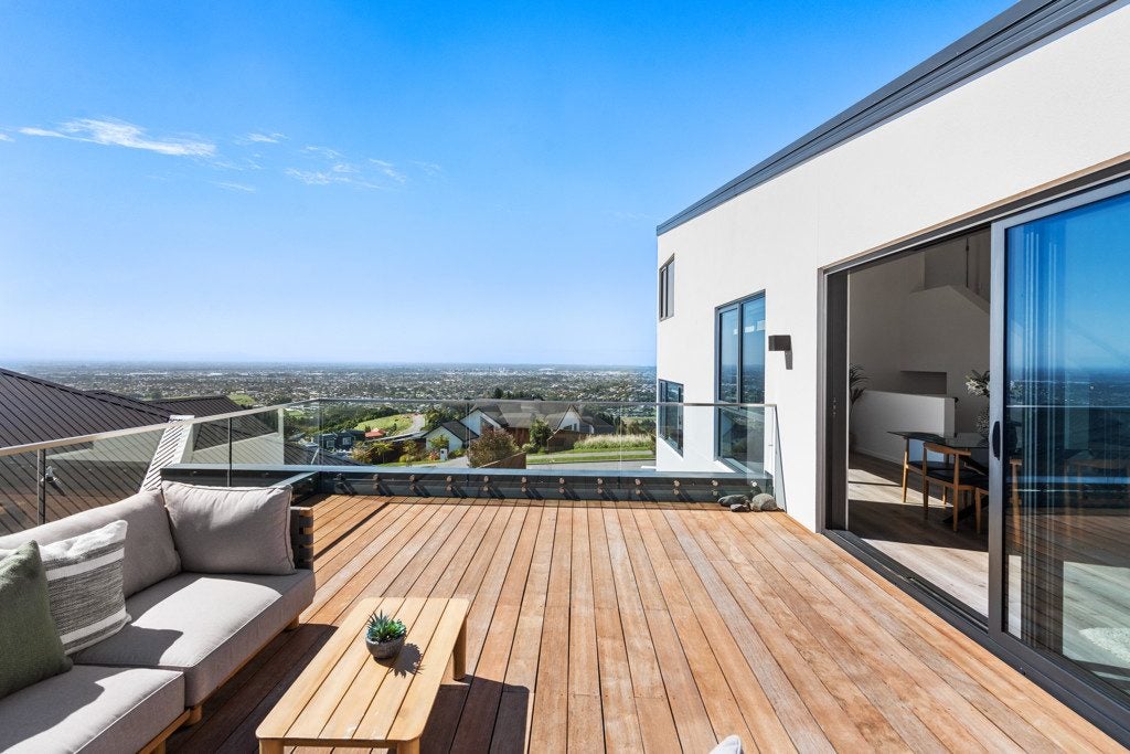 34 Hawkshead Way, Westmorland, Christchurch - Carousel 2