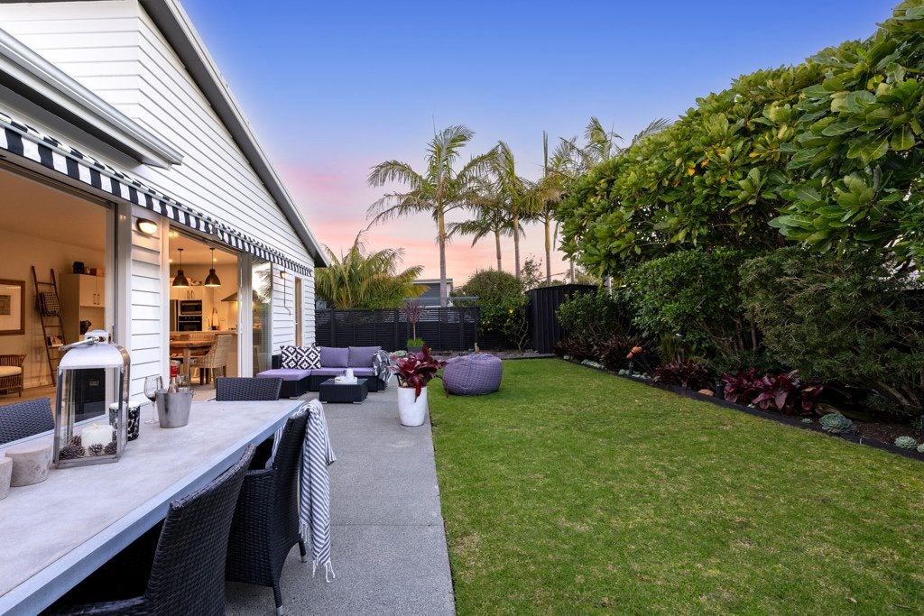 52 Paraoa Crescent, Warkworth - Carousel 1