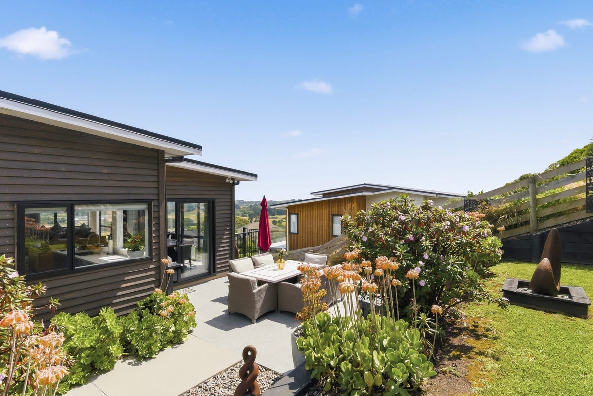 11 Wilson Way, Waikanae - Carousel 2