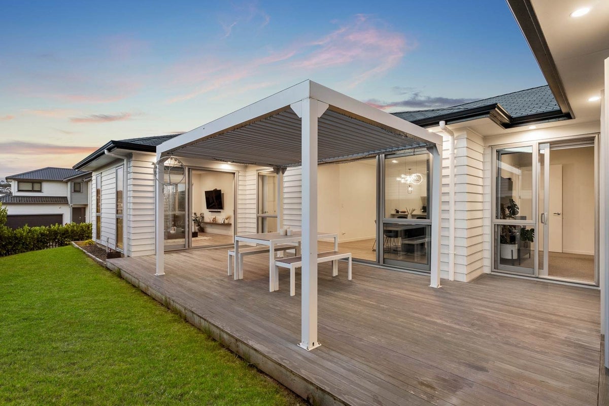 24 Maka Terrace, Orewa, Orewa - Carousel 2