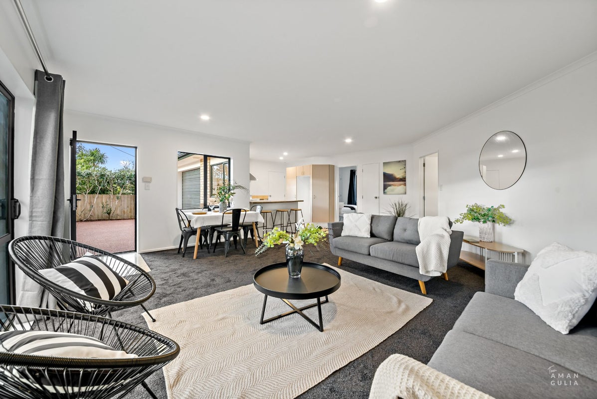 70A Sturges Road, Henderson, Auckland - Carousel 2