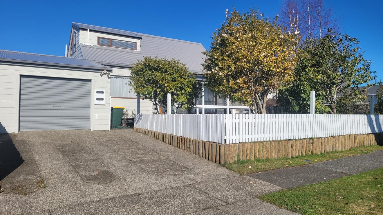 19 Larch Street, Victoria, Rotorua - Carousel 2