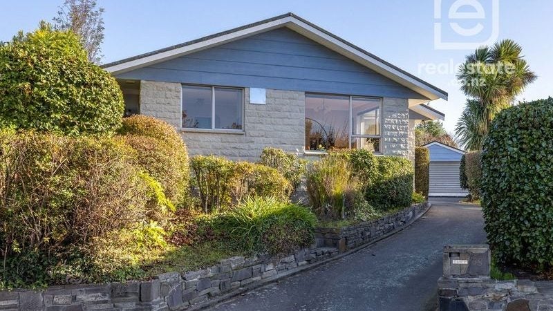 38 Highland Place, Avonhead, Christchurch - Carousel 1