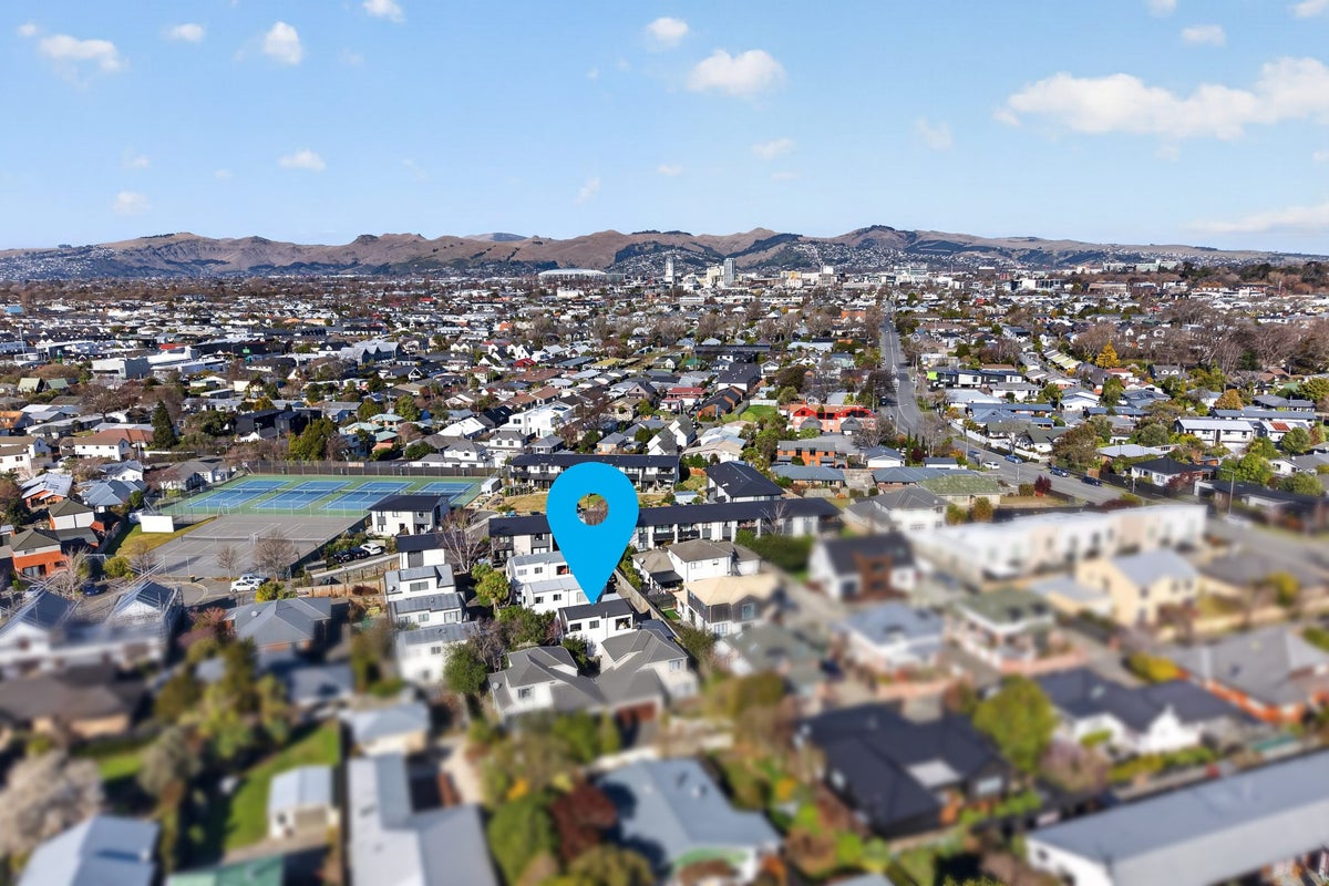 30 Coles Place, St Albans, Christchurch - Carousel 16