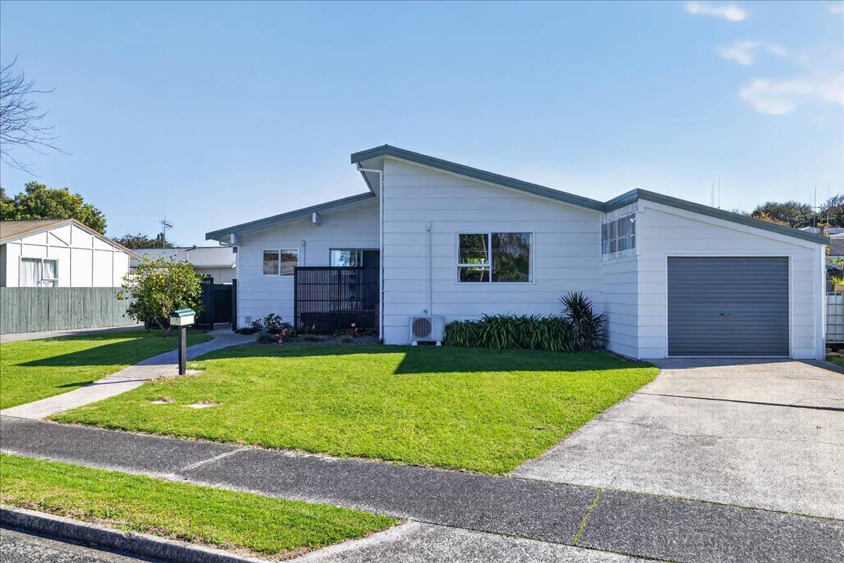 7 Collingwood Street, Judea, Tauranga - Carousel 1