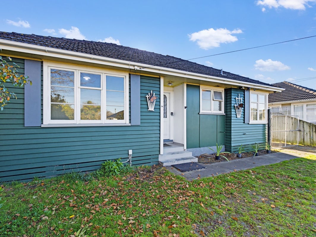 177 Grahams Road, Burnside, Christchurch - Carousel 1