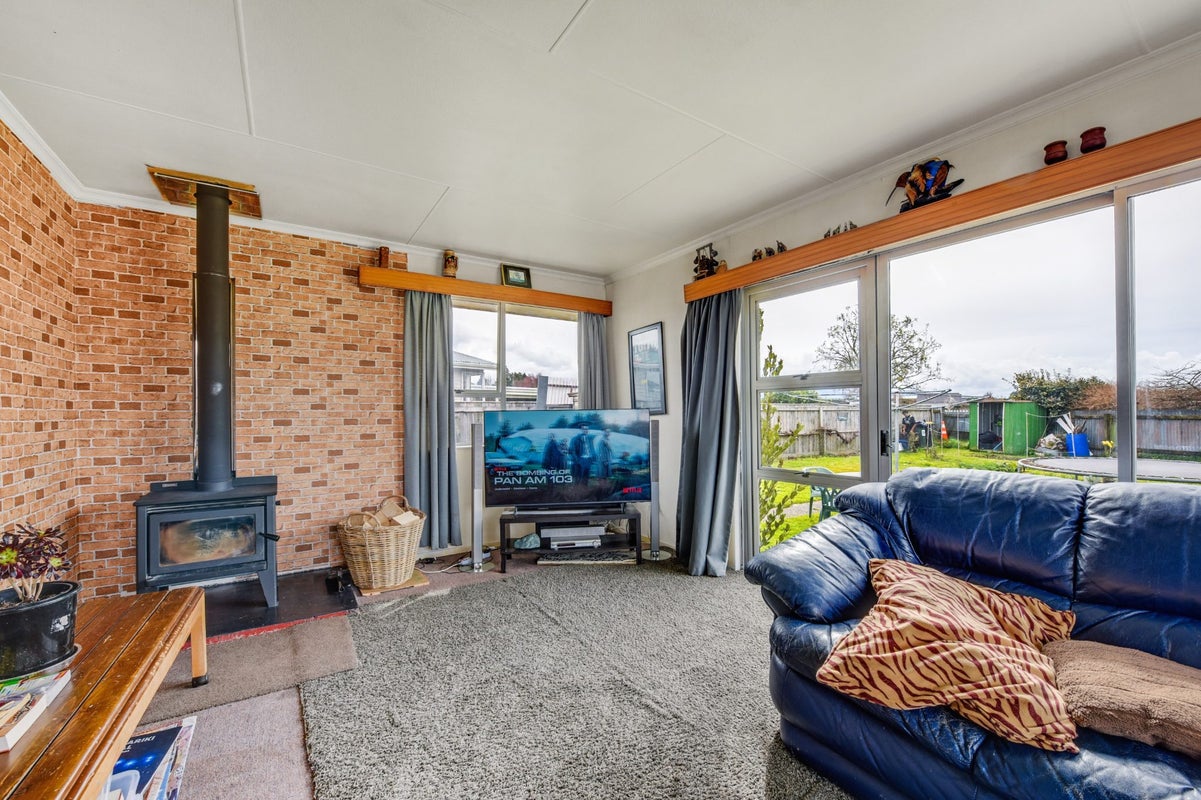 44 Pethybridge Street, Motueka - Carousel 2