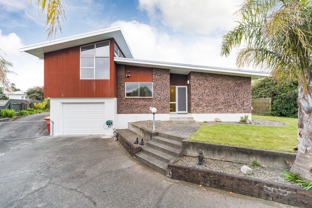 32 Shelton Place, Feilding, Feilding - Carousel 2
