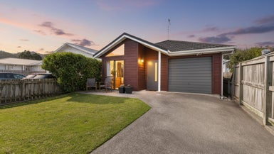 22 Weka Street, Miramar, Wellington - Carousel 1