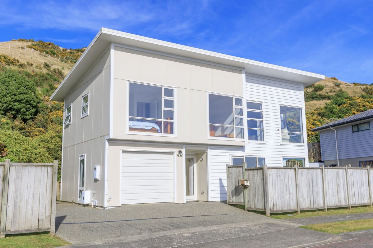 15 Comber Place, Johnsonville, Wellington - Carousel 1