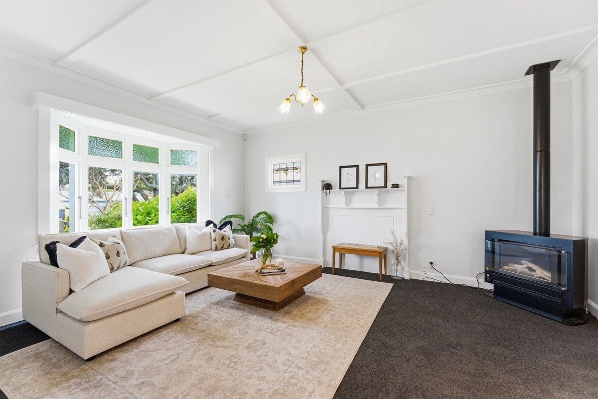 5 Taranaki Street, Saint Johns Hill, Whanganui - Carousel 1