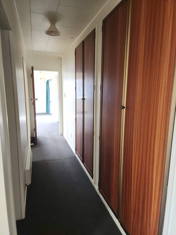 9 Oberon Street, Stratford, Stratford - Carousel 1