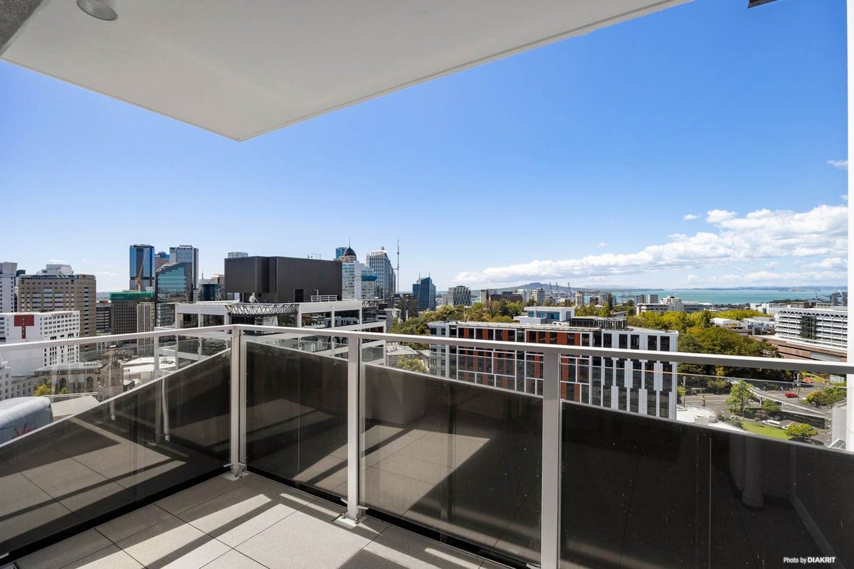 2105/8 Airedale Street, City Centre, Auckland City, Auckland - Carousel 2