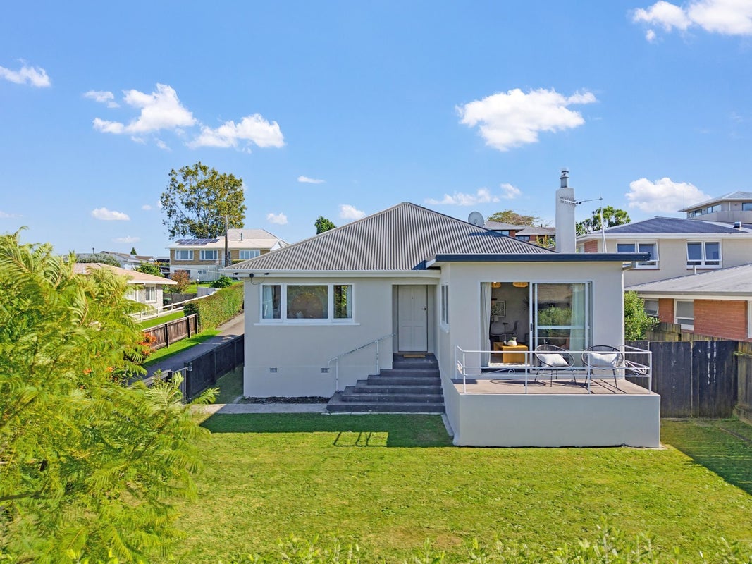 79 Mansels Road, Greerton, Tauranga - Carousel 1