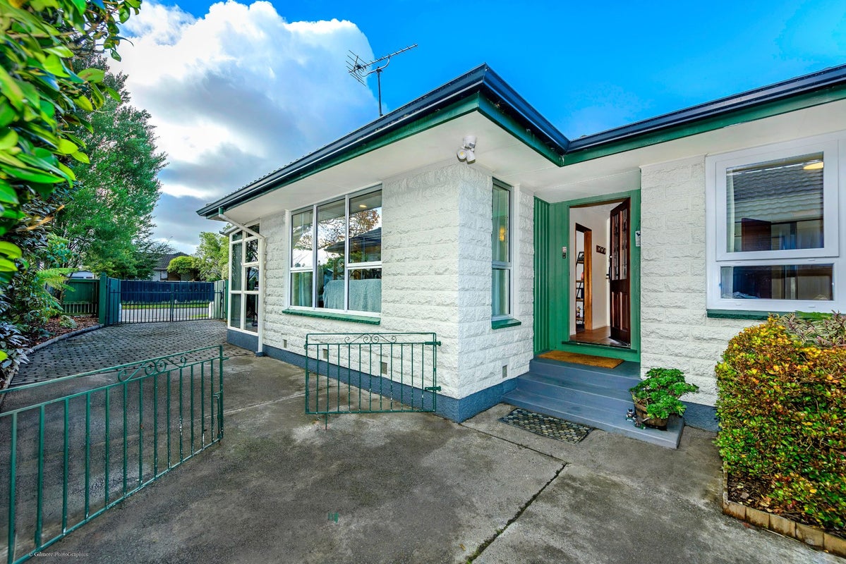 76 Wingate Street, Redwood, Christchurch - Carousel 1