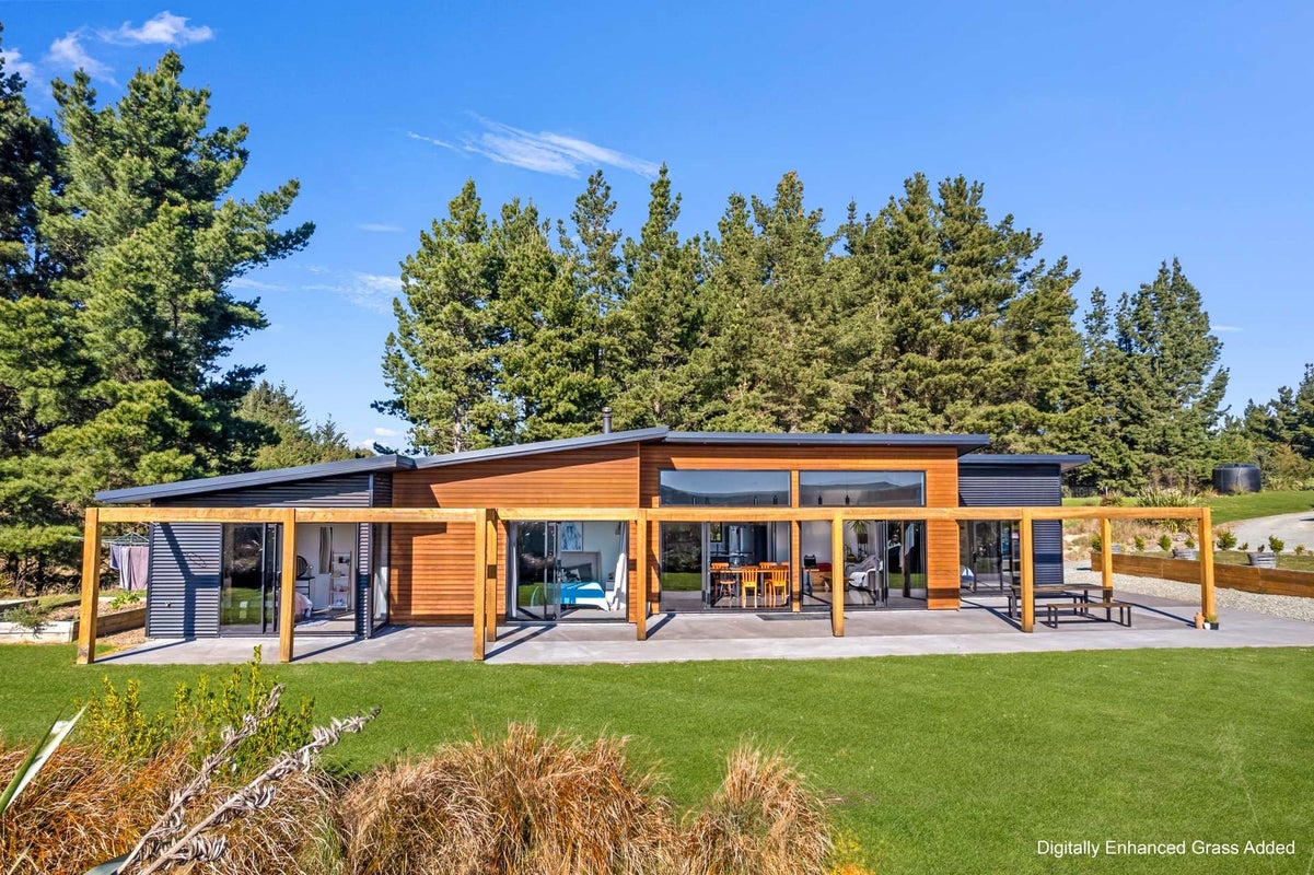 143 Homestead Road, Weston, Oamaru - Carousel 1