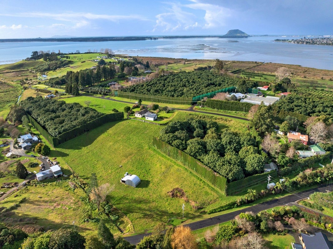 21 Oikimoke Road, Te Puna, Tauranga - Carousel 1