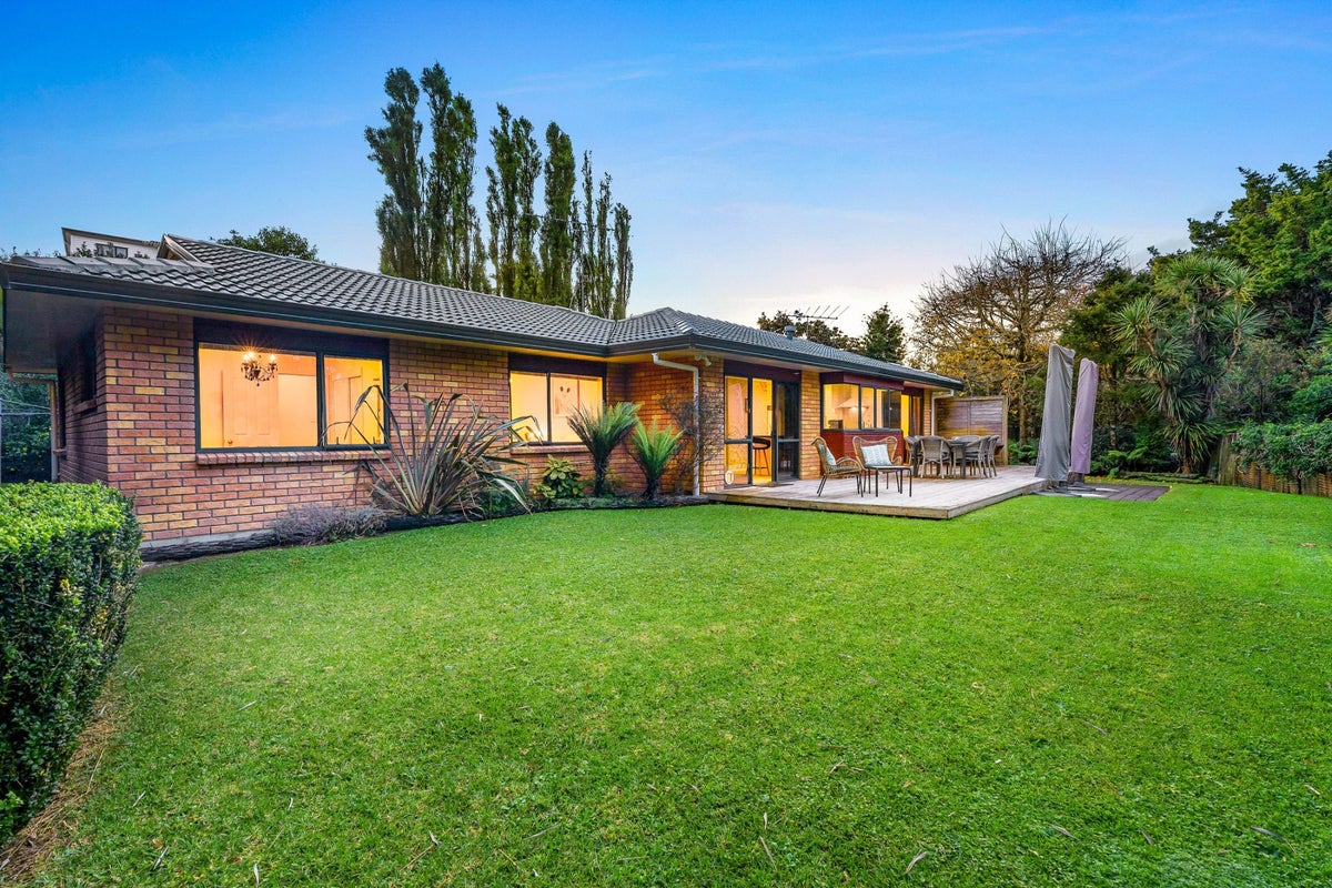 10 Notre Dame Way, Albany, Auckland - Carousel 2
