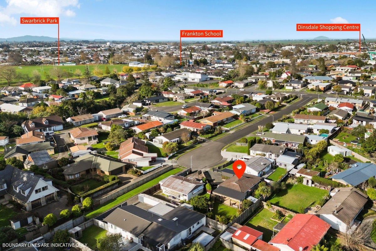 15A Sandalwood Drive, Dinsdale, Hamilton - Carousel 22